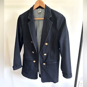 Anne Klein size small women’s long blazer. New